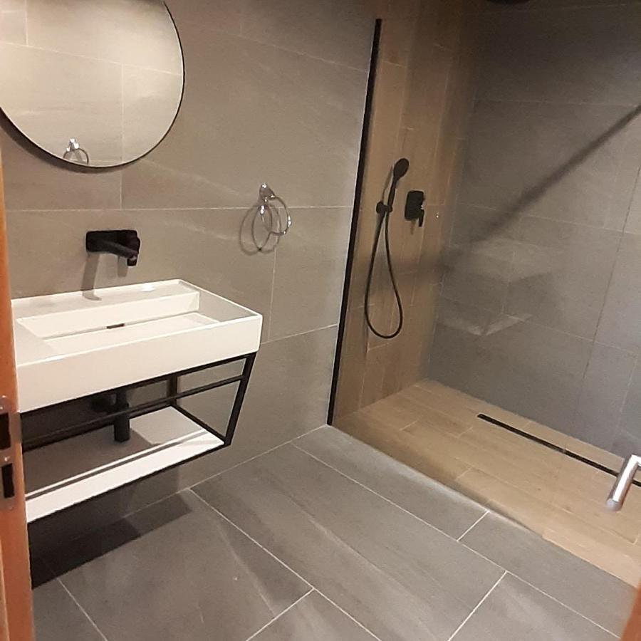 Apartman 107 Hotel Ovruc Štrbské Pleso エクステリア 写真